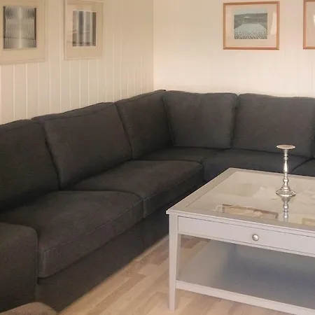 Stunning In Lindesnes With Kitchen Apartment