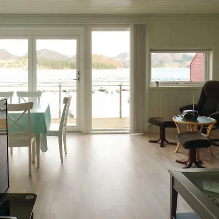 Apartment Stunning In Lindesnes With Kitchen