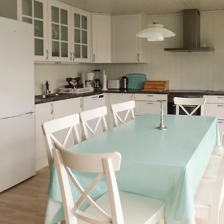 Stunning In Lindesnes With Kitchen Apartment Gare