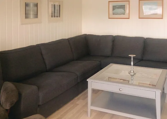 Amazing In Lindesnes Apartamento